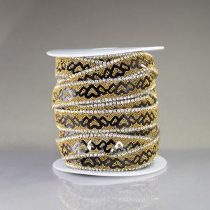 CAVIAR COM STRASS EM CORAÇAO 15MM TERMOCOLANTE COM 01 METRO