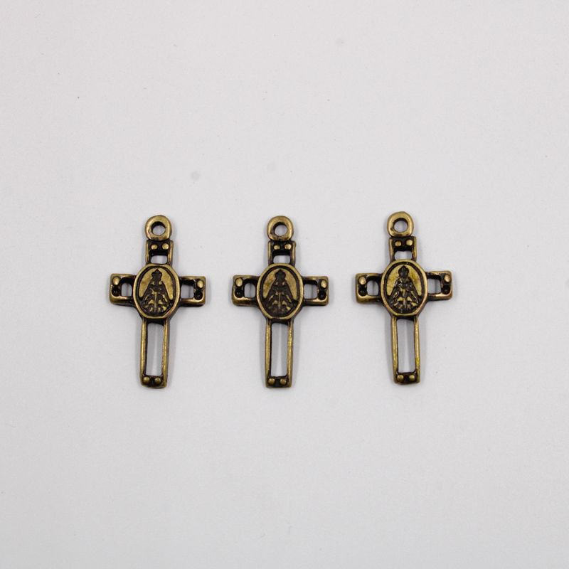 PINGENTE-CRUZ-TRABALHADA-NOSSA-SENHORA-27X15MM-EM-ZAMAC-O-KG---OURO-VELHO