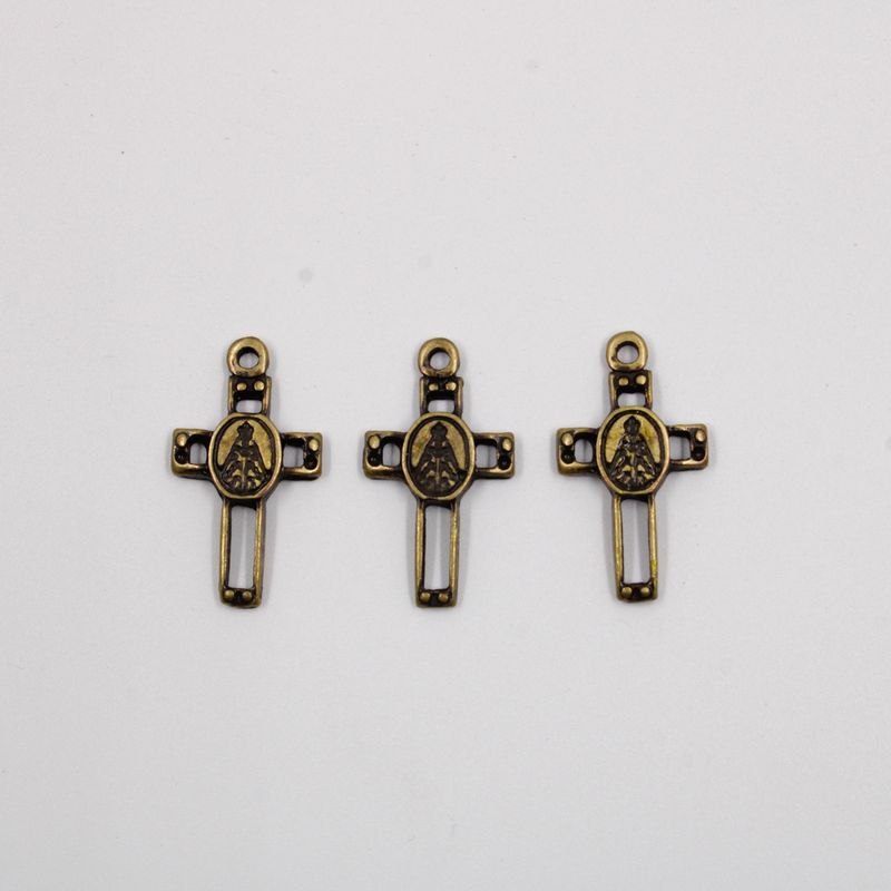 PINGENTE-CRUZ-TRABALHADA-NOSSA-SENHORA-27X15MM-EM-ZAMAC-O-KG---OURO-VELHO