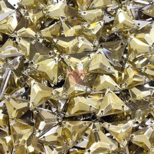 CHATON PARA COSTURA TRIANGULAR 14X14MM EM ACRILICO COM 500GR