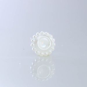 FLOR PARA COLAGEM PEROLADA 15MM EM ABS COM 250GR