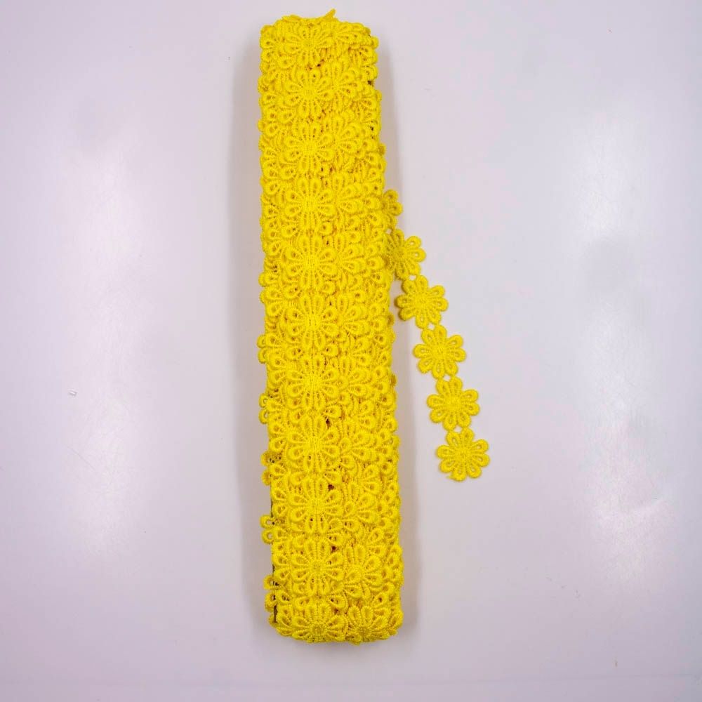 RENDA-GUIPIR-FLOR-25MM-COM-13-METROS---117---AMARELO-117