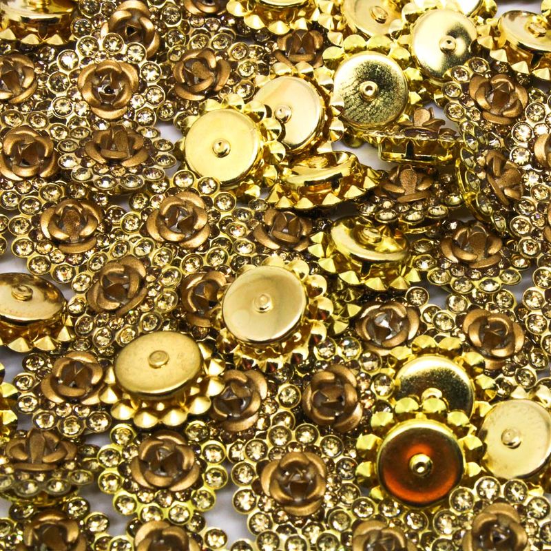 APLIQUE-FLOR-COM-STRASS-14MM-ALUMINIO-E-ACO-INOXIDAVEL-COM-200-PECAS-073---DOURADO-073