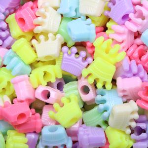 APLIQUE COROA INFANTIL 10X13MM EM PLASTICO C/ 50G