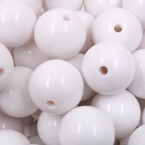 BOLA PLASTICA PASSANTE LEITOSA 26MM COM 50GR