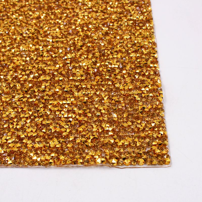 MICRO-MANTA-COM-STRASS-PEQUENO-24X40CM-UNIDADE---DOURADO