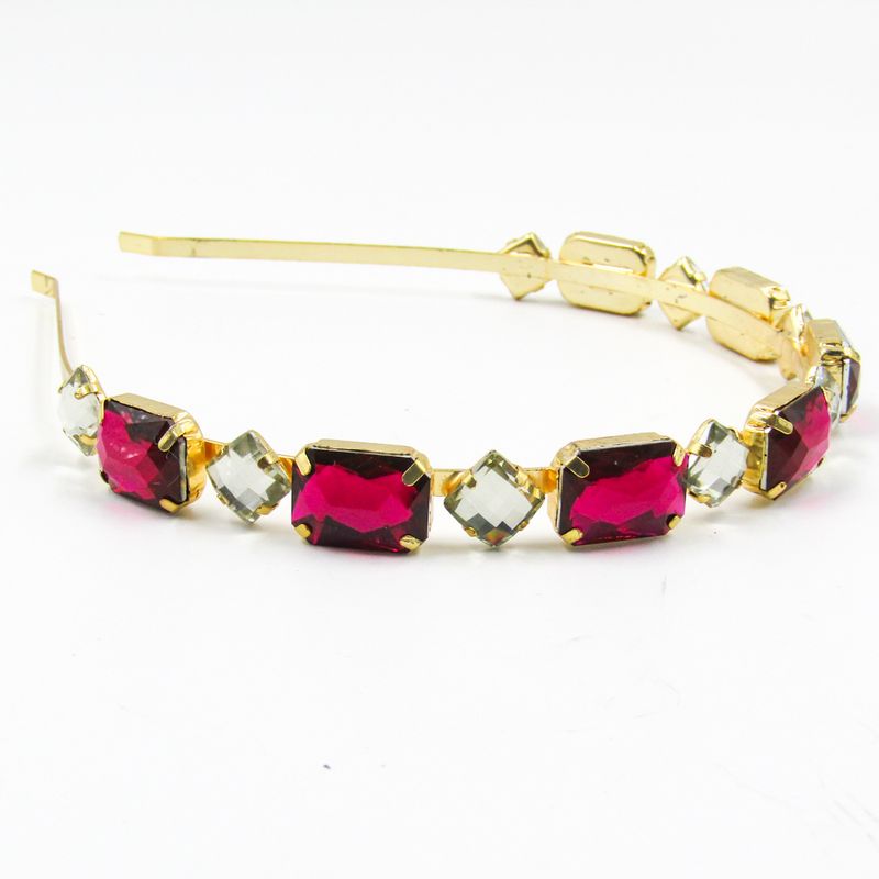 TIARA-ENGRAMPADA-RETANGULO-E-LOSANGO-EM-FERRO-COM-1-UNIDADE---230---PINK-Z30