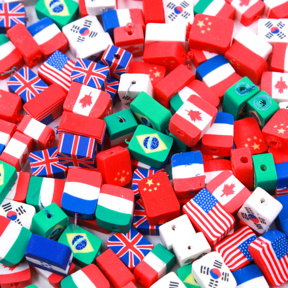 ENTREMEIO FIMO BANDEIRA 10MM EM PVC COM 50 PEÇAS