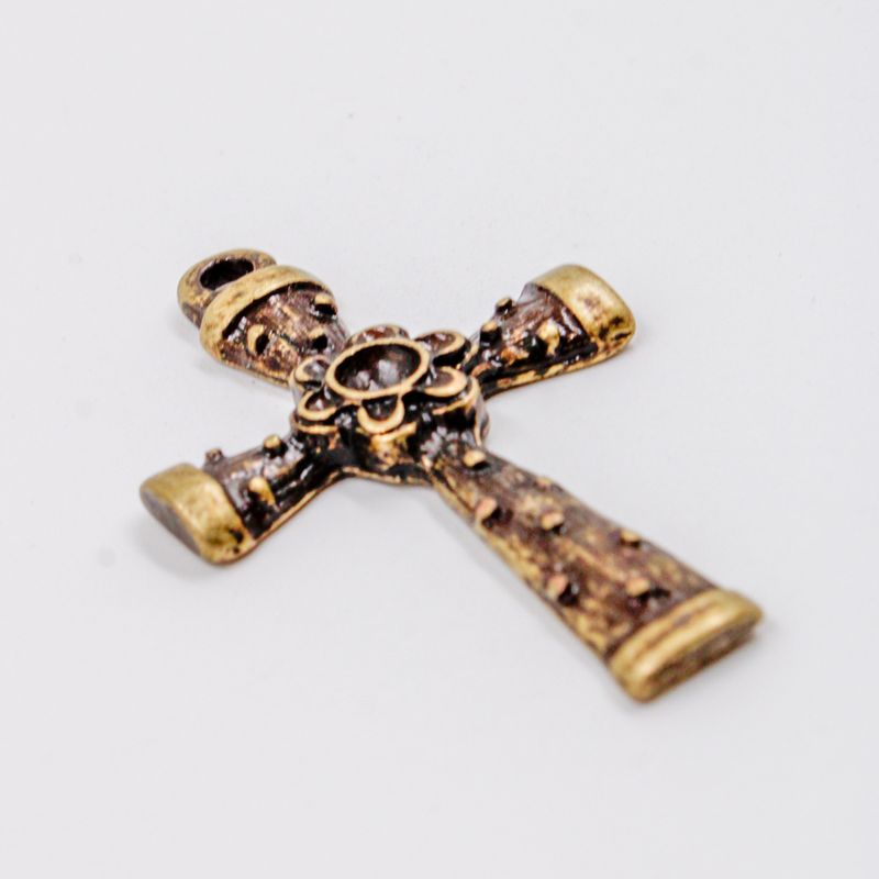 PINGENTE-CRUZ-TRABALHADA-47X28MM-EM-ZAMAC-O-KG---OURO-VELHO