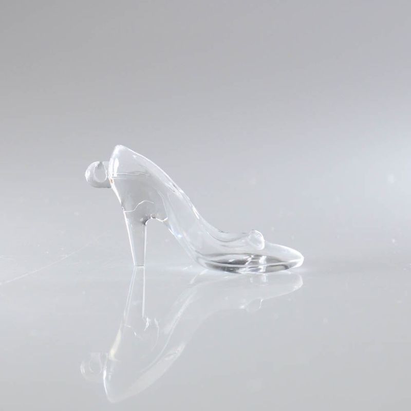 PINGENTE-SAPATINHO-18X33MM-EM-ACRILICO-COM-50GR-001---CRISTAL-TRANSPARENTE-001