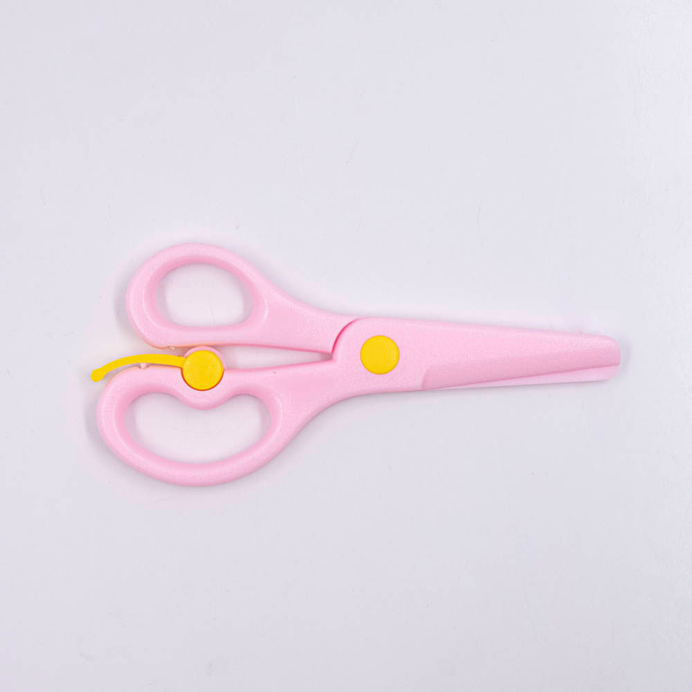 TESOURA-PEQUENA-135-6CM-EM-PLASTICO-UNIDADE---217---ROSA-BEBE-Z17