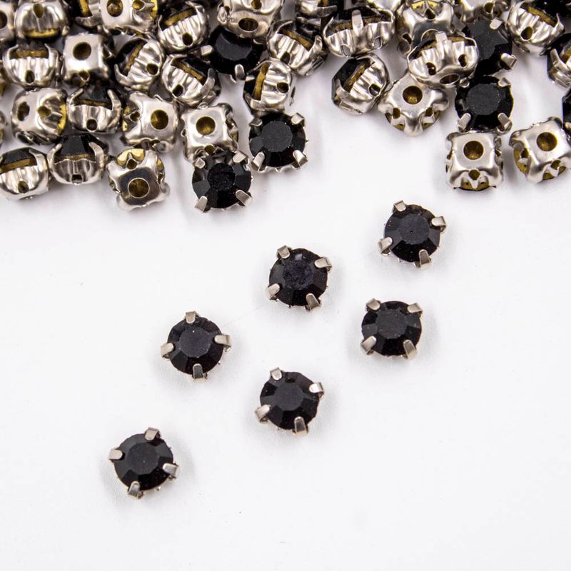 STRASS-DE-COSTURA-C-CAIXINHA-4--GARRAS-SS28-EM-LATAO-COM-720-PECAS-072---PRETO