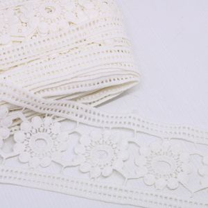 RENDA DE GUIPIR FLOR 75MM COM 13,7M