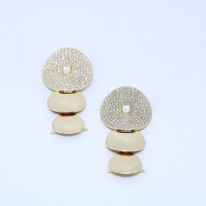 PIERCING PARA CHINELO REDONDO COM STRASS 40X90MM EM ZAMAK 1 PAR