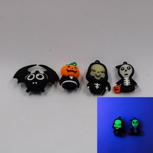 KIT PINGENTE HALOWEEN 55MM EMBORRACHADO COM 02 PEÇAS