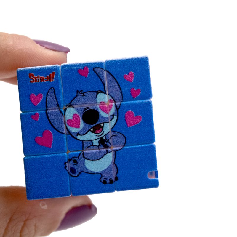 PINGENTE-CUBO-MAGICO-35X35MM-PERSONAGENS-STITCH-COM-12-PECAS---UNICA