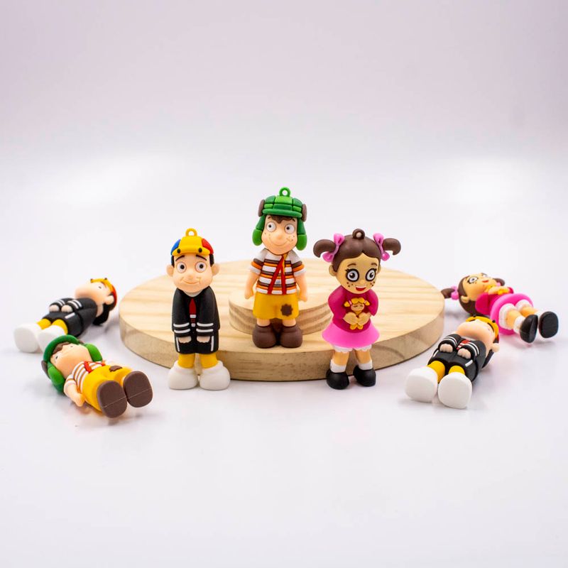 PINGENTE-PARA-CHAVEIRO-TURMA-DO-CHAVES-70MM-EMBORRACHADO-COM-12-PECAS---103---COLORIDO