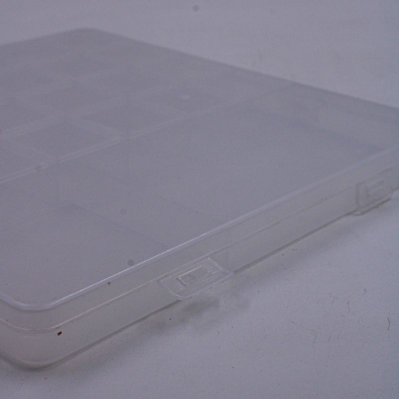 CAIXA-ORGANIZADORA-19X20CM-EM-PLASTICO-COM-26-DIVISORIAS-UNIDADE---CRISTAL-TRANSPARENTE