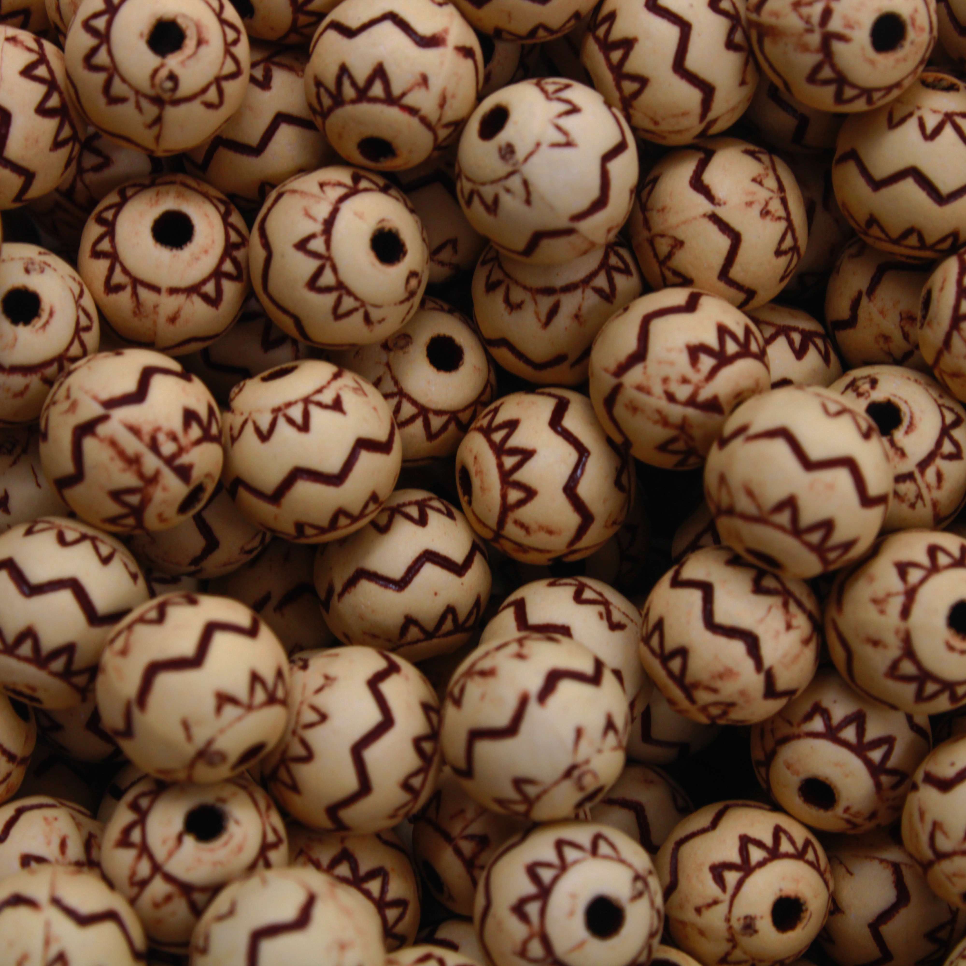 Bola Estilo Madeira Tribal 10Mm Em Plastico Com 50G