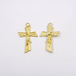 PINGENTE CRUCIFIXO TRABALHADO 62X35MM EM ZAMAC COM 12 PEÇAS