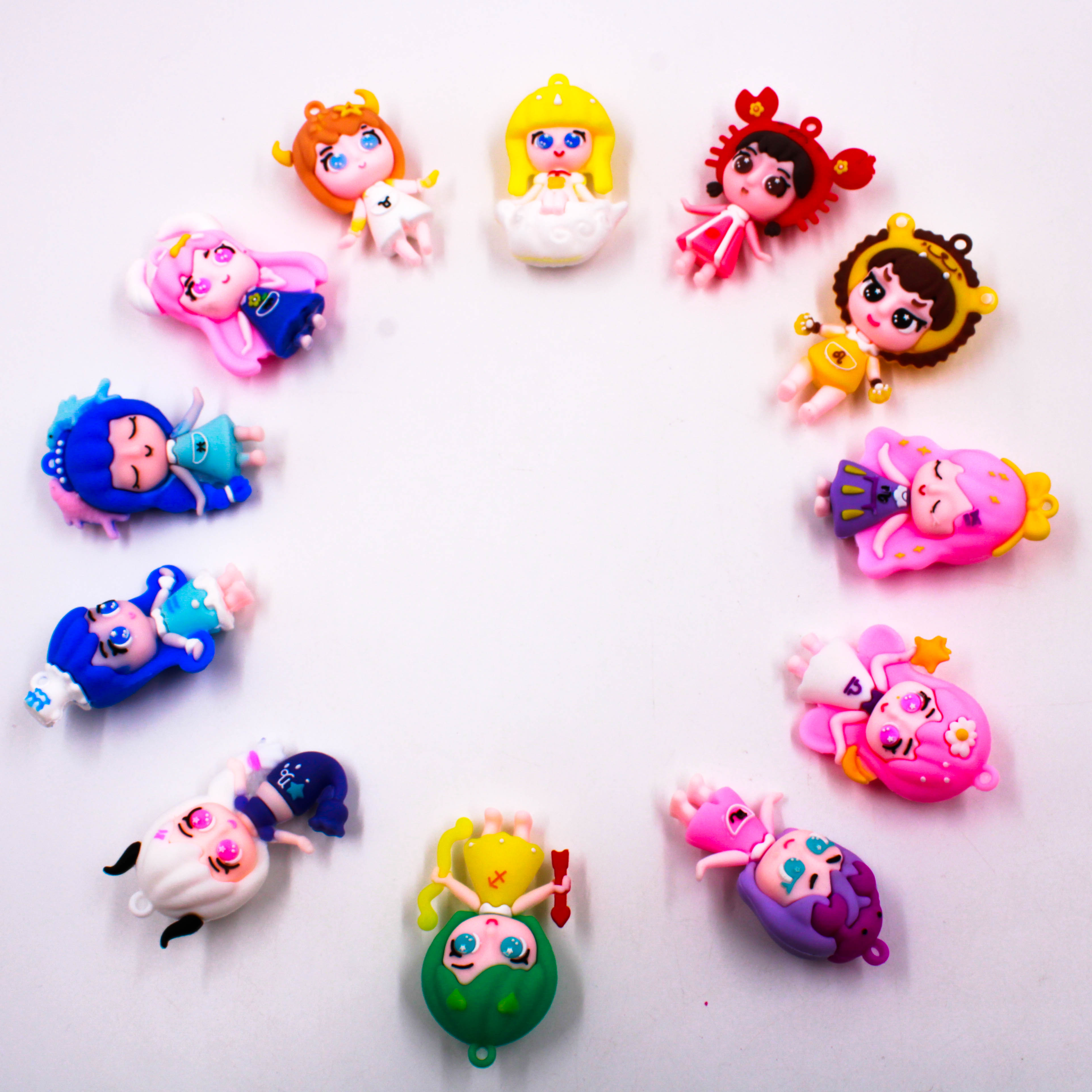 PINGENTE ANIME 60MM EMBORRACHADO COM 02 PEÇAS