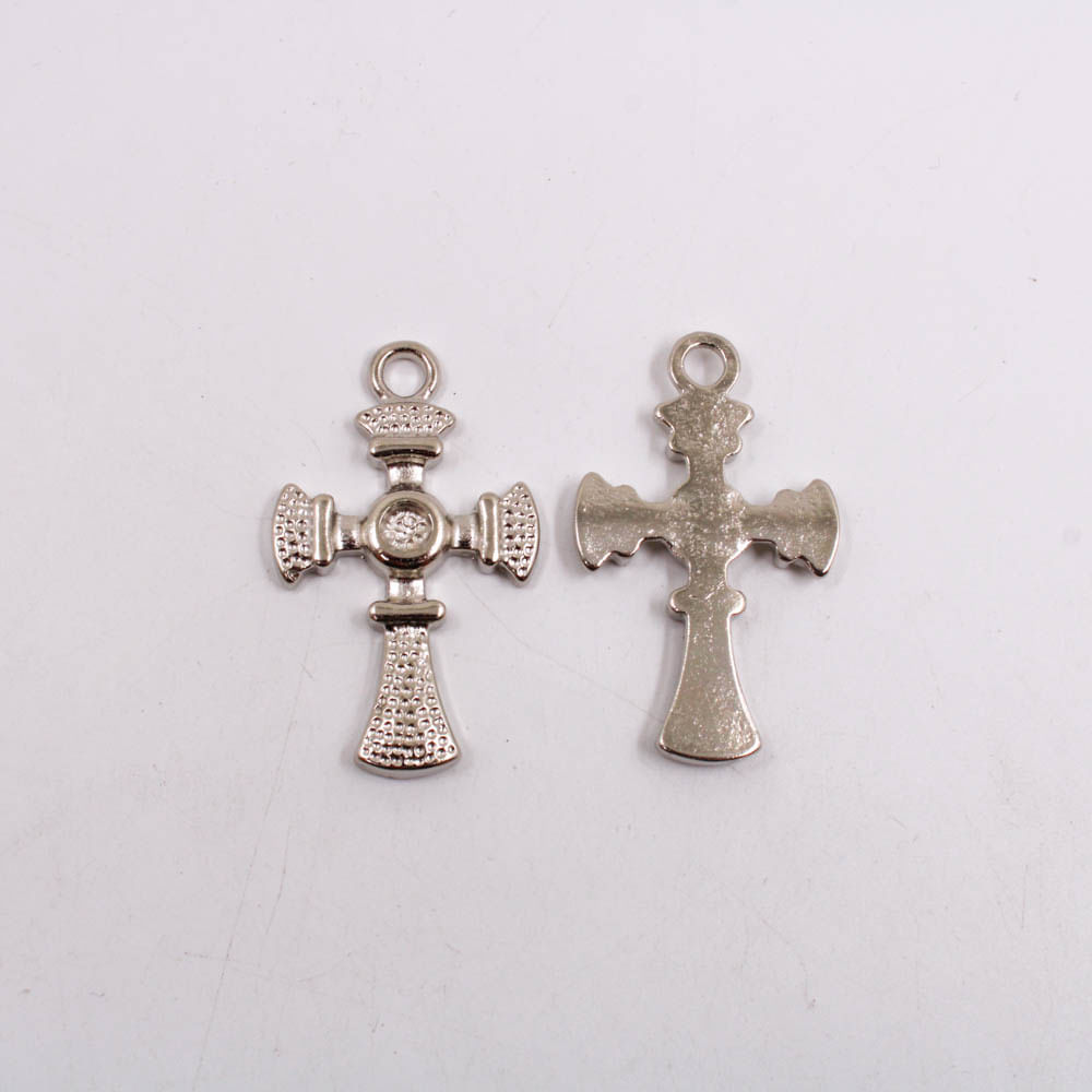 PINGENTE-CRUZ-TRABALHADA-43X21MM-EM-ZAMAC-COM-12-PECAS---NIQUEL