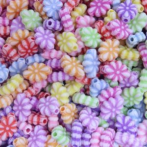 FLOR INFANTIL 11MM EM PLASTICO COM 50GR