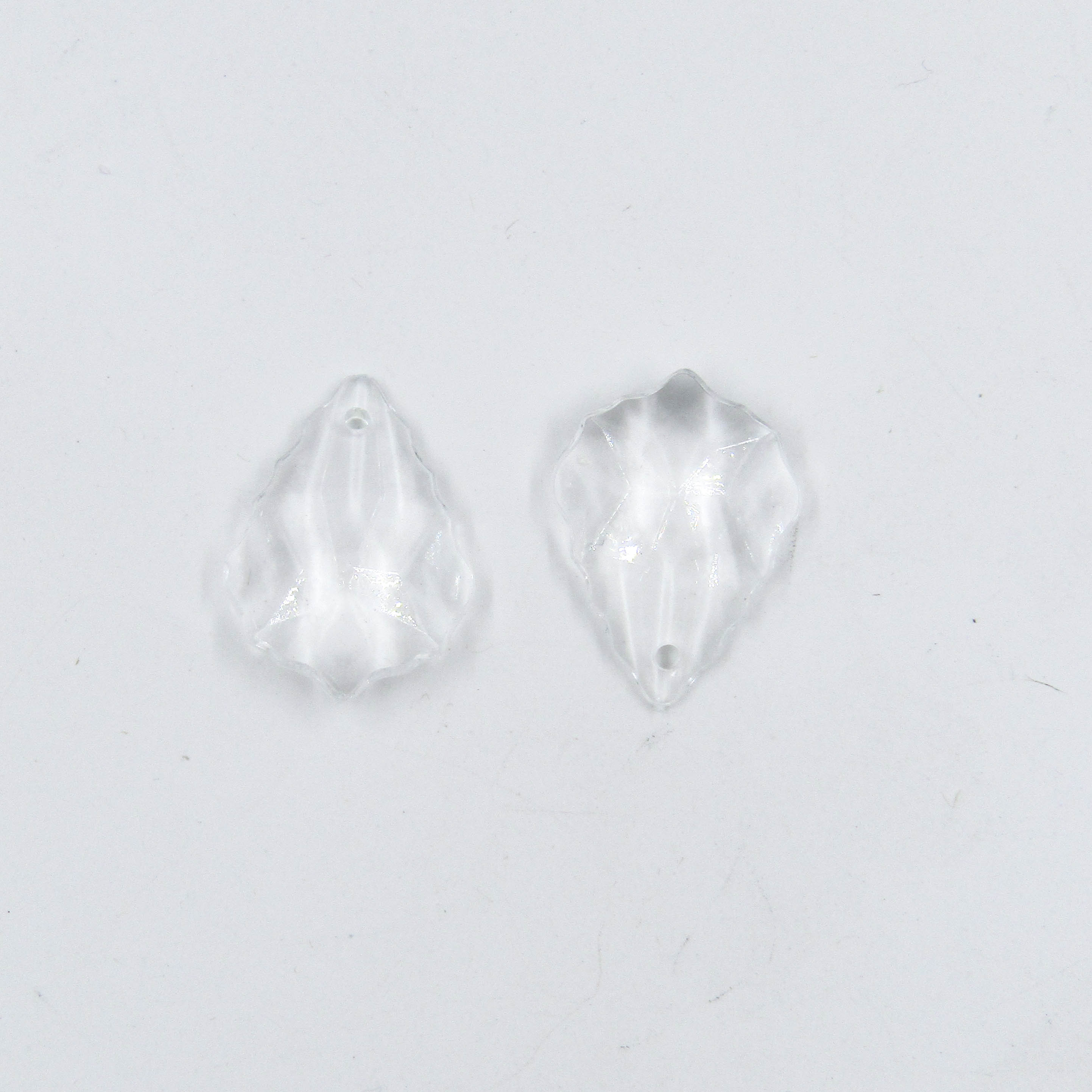 PONTEIRA BACALHAU 20X28MM EM ACRILICO COM 50GR