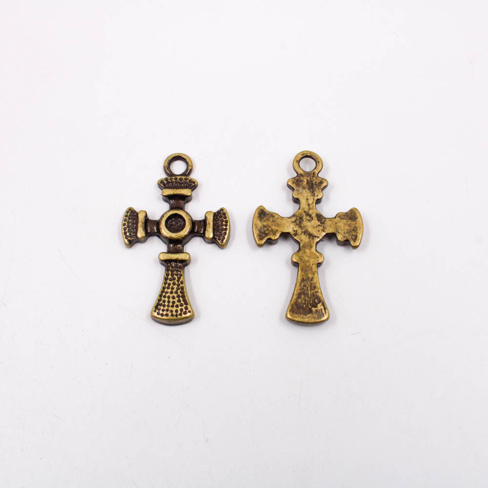 PINGENTE-CRUZ-TRABALHADA-43X21MM-EM-ZAMAC-COM-12-PECAS---OURO-VELHO