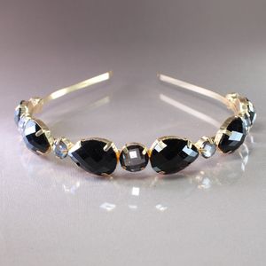 TIARA ENGRAMPADA GOTA EM FERRO COM  1 UNIDADE