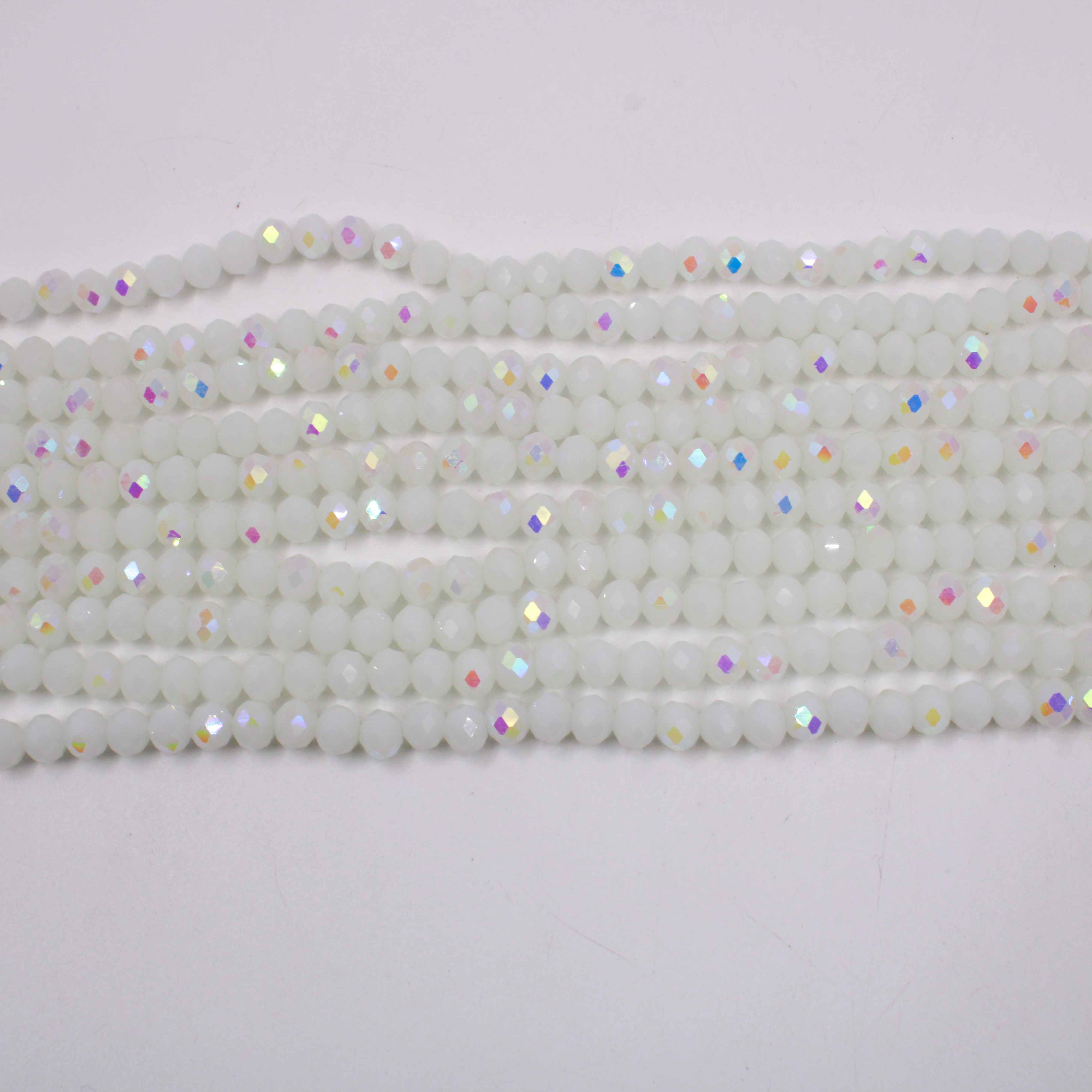 FIO DE CRISTAL IRISADO LEITOSO 06MM EM VIDRO COM 01 FIOS