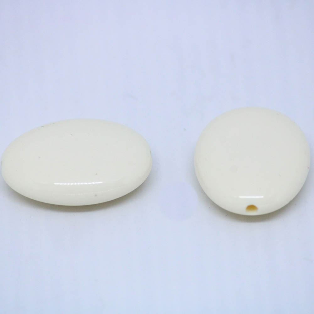 PASTILHA-OVAL-PASSANTE-20X25MM-EM-ACRILICO-COM-500GR-061---BEGE
