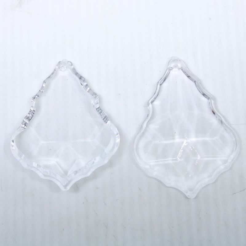 BACALHAU-ACRILICO-46X32MM-COM-500GR-001---CRISTAL-TRANSPARENTE-001