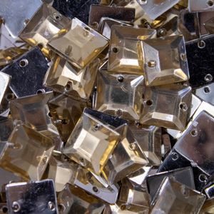 CHATON PARA COSTURA QUADRADO 10X10MM EM ACRILICO COM 2000 PEÇAS