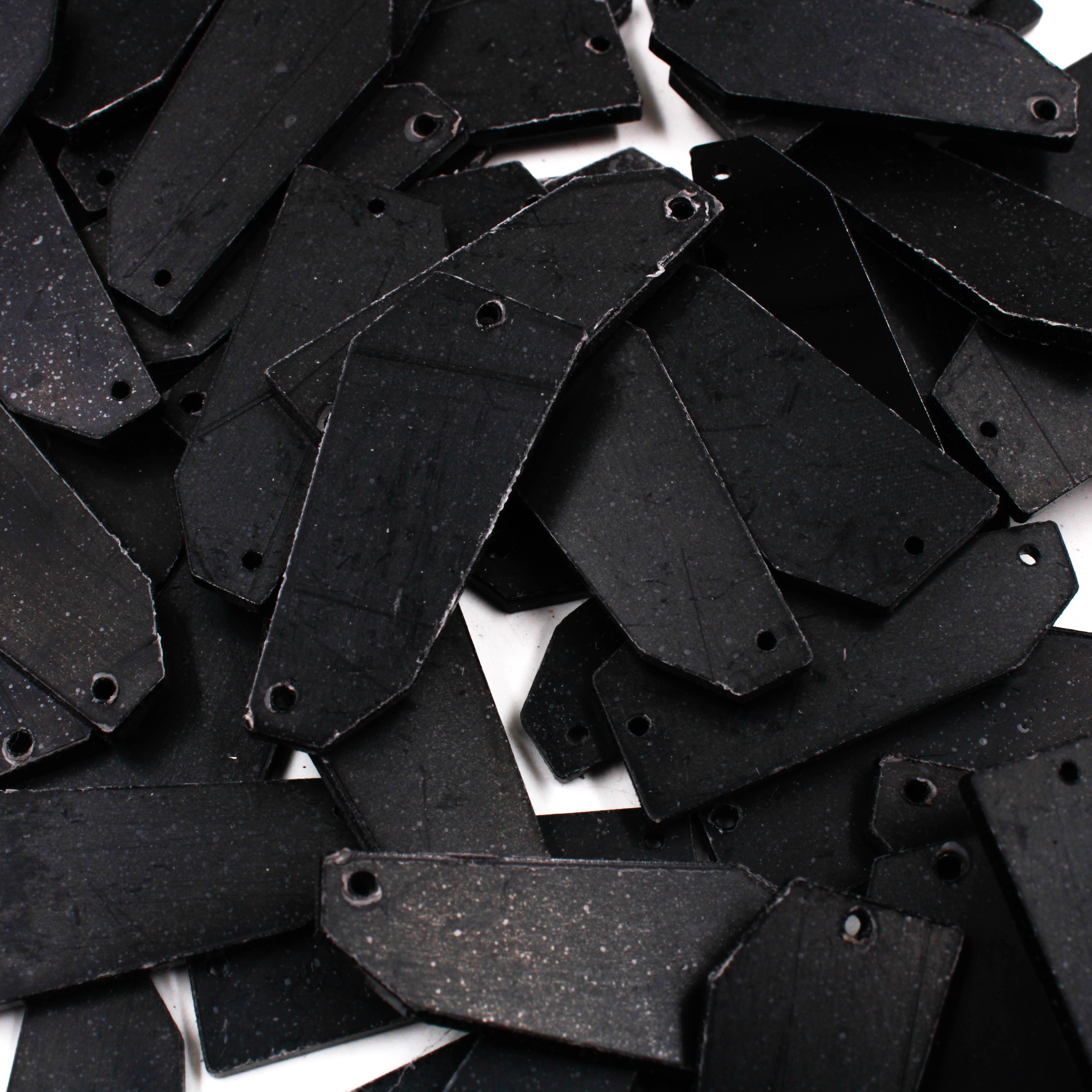 CHATON-PARA-COSTURA-IRREGULAR-19X41MM-EM-ACRILICO-COM-200-PECAS-015CI---PRETO-LEITOSO-015