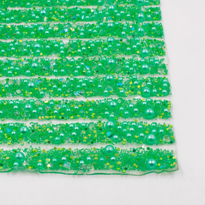 MICRO-MANTA-DE-PEROLA--EM-TIRAS-24X40CM-UNIDADE---205---VERDE-Z5