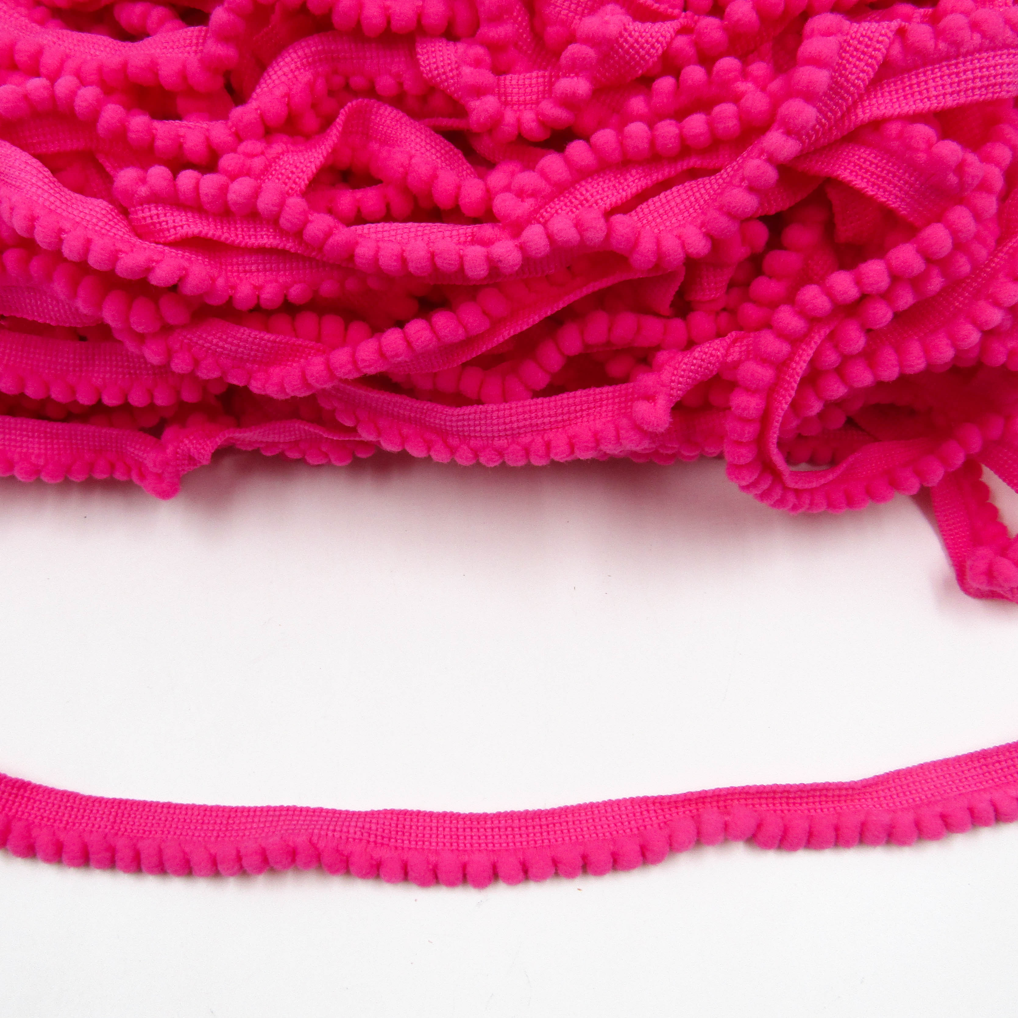 FAIXA COM POMPOM BOLINHA EM POLIESTER COM 45 METROS