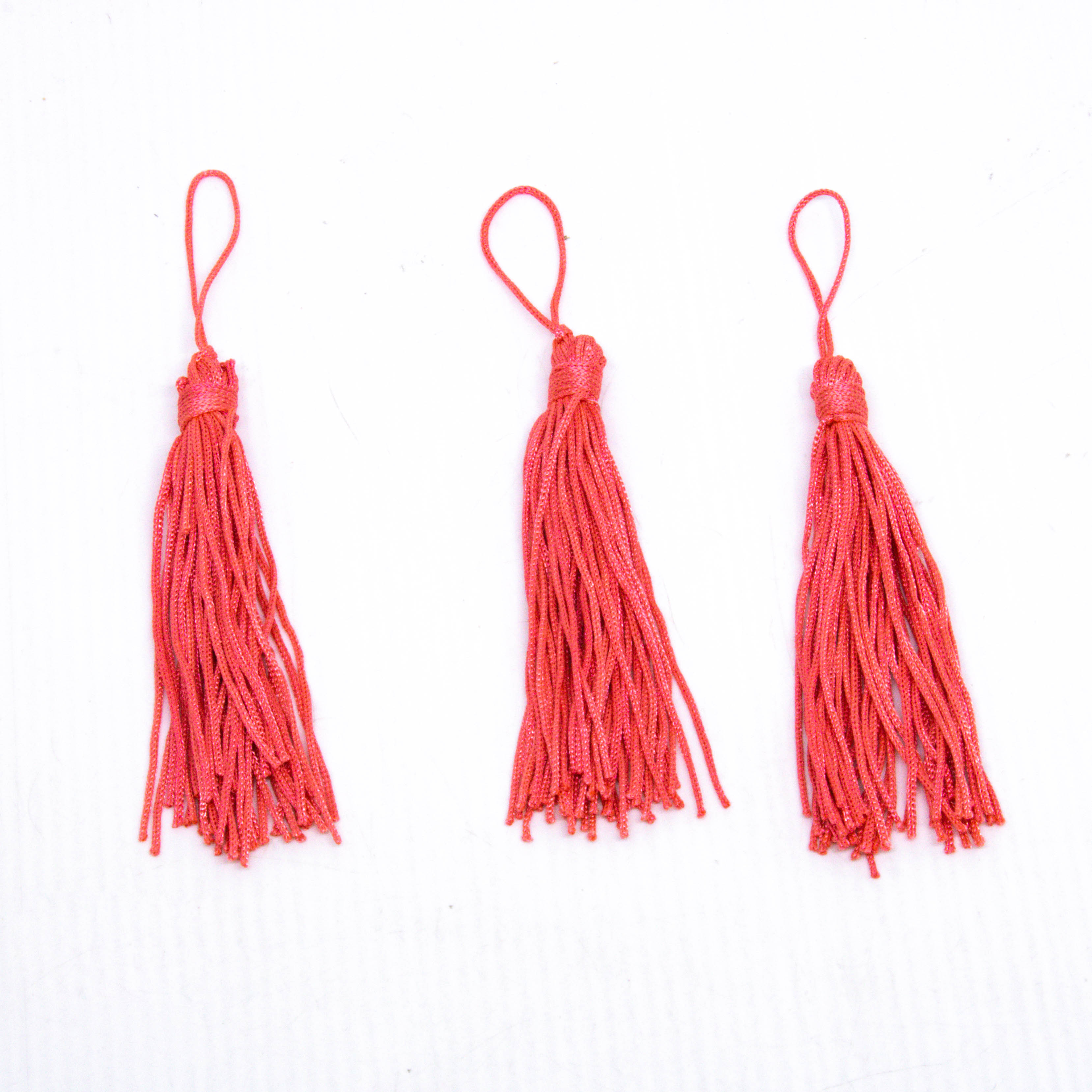 PINGENTE POMPOM DE FRANJA TASSEL 80MM COM 100 PEÇAS