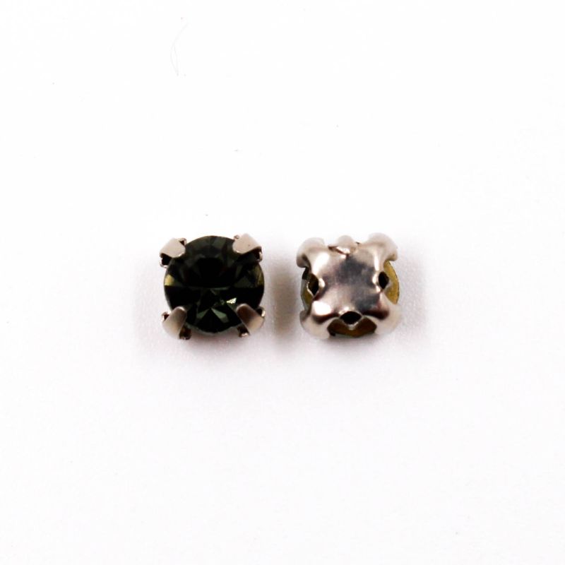 STRASS-DE-COSTURA-C-CAIXINHA-4-GARRAS-SS20-EM-FERRO-COM-720-PECAS-070---FUME