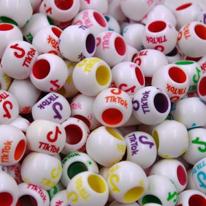 ENTREMEIO TIKTOK 11MM EM PLÁSTICO COM 500GR