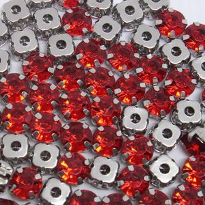 CHATON ENGRAMPADO NIQUEL REDONDO 10MM EM ACRILICO COM 250 PEÇAS