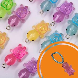 PINGENTE TARTARUGA FLUORESCENTE 22MM EM RESINA COM 05 PEÇAS