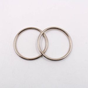 ARGOLA FINA LISA 46MM EM ZAMAC COM 12 PEÇAS