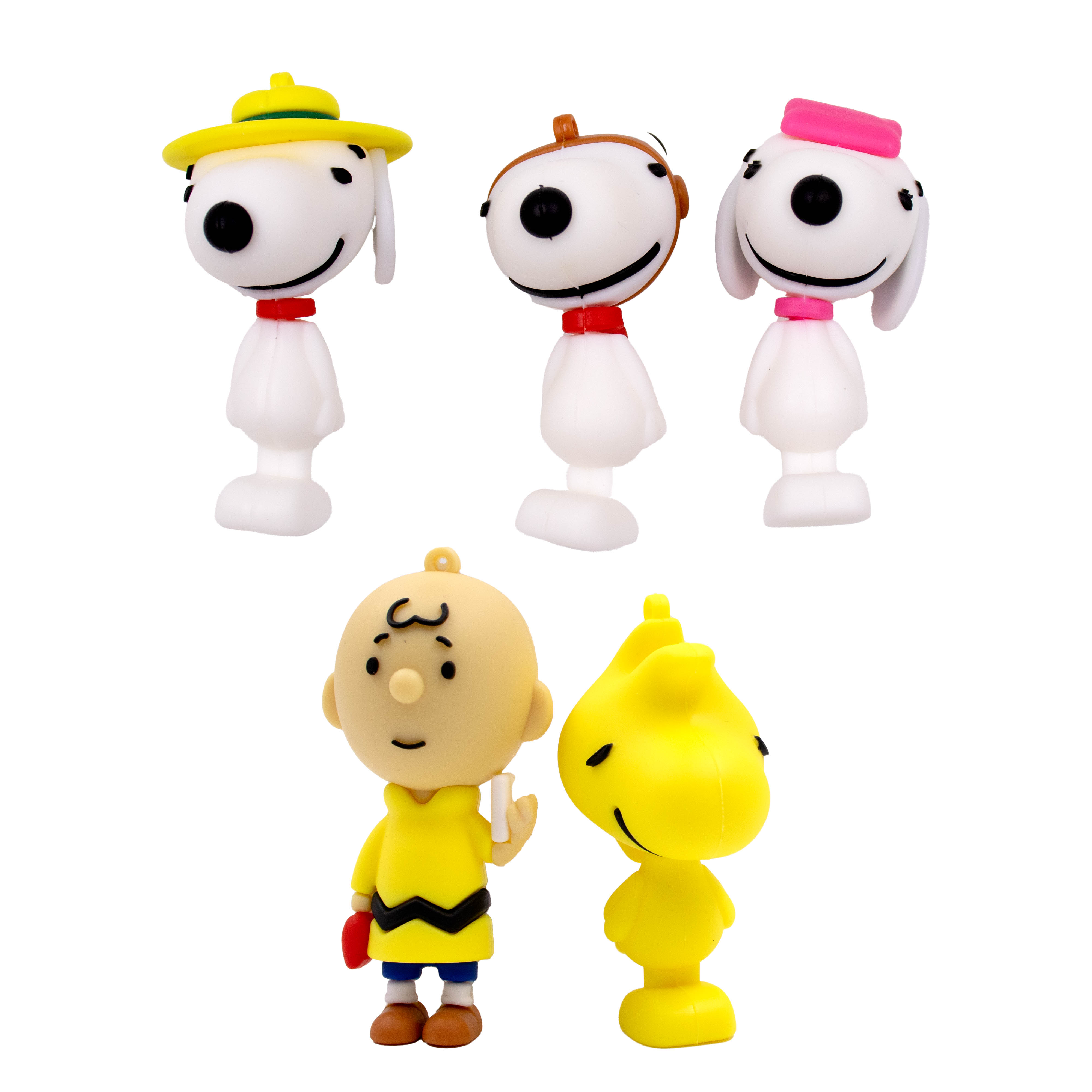 PINGENTES TURMA DO CHARLIE BROWN 70MM EMBORRACHADO COM 10 PEÇAS