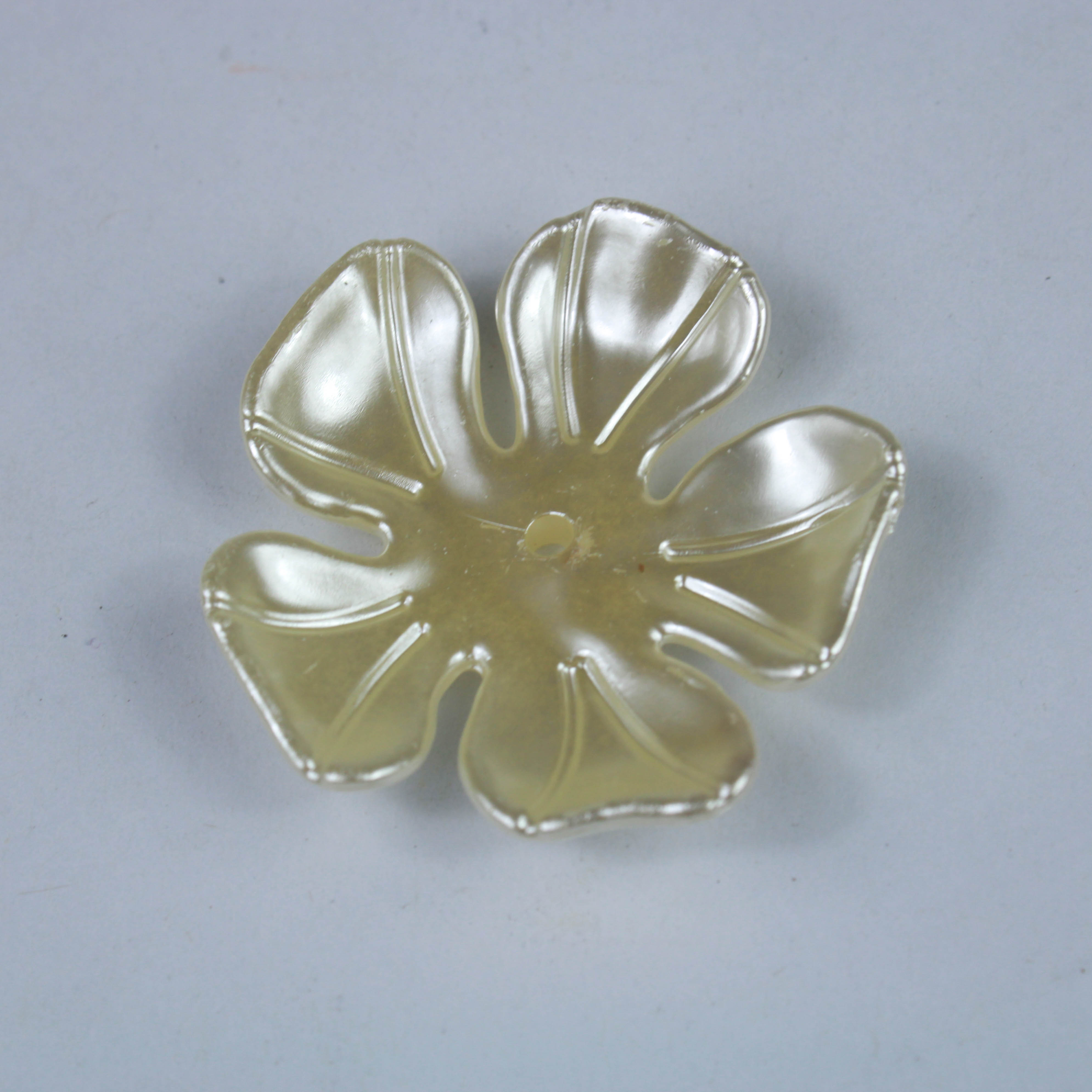 Flor Cinco Petalas Perolada 18Mm Em Abs Com 250G
