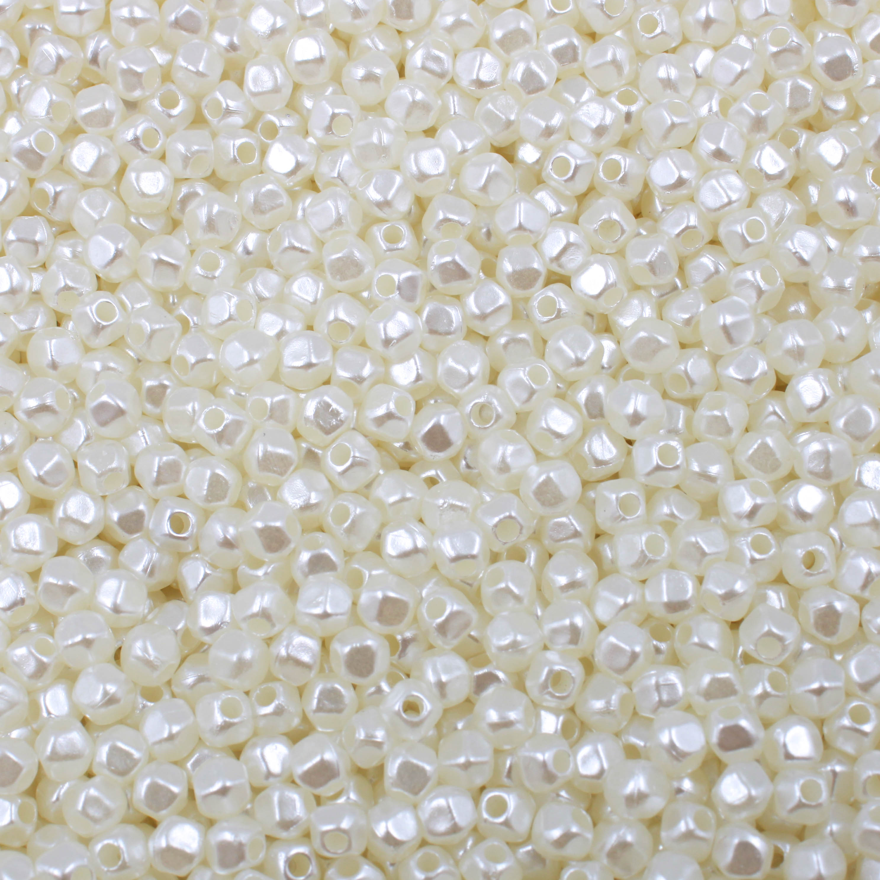 Perola De Agua Doce Passante 04X05mm Em Abs Com 500Gr