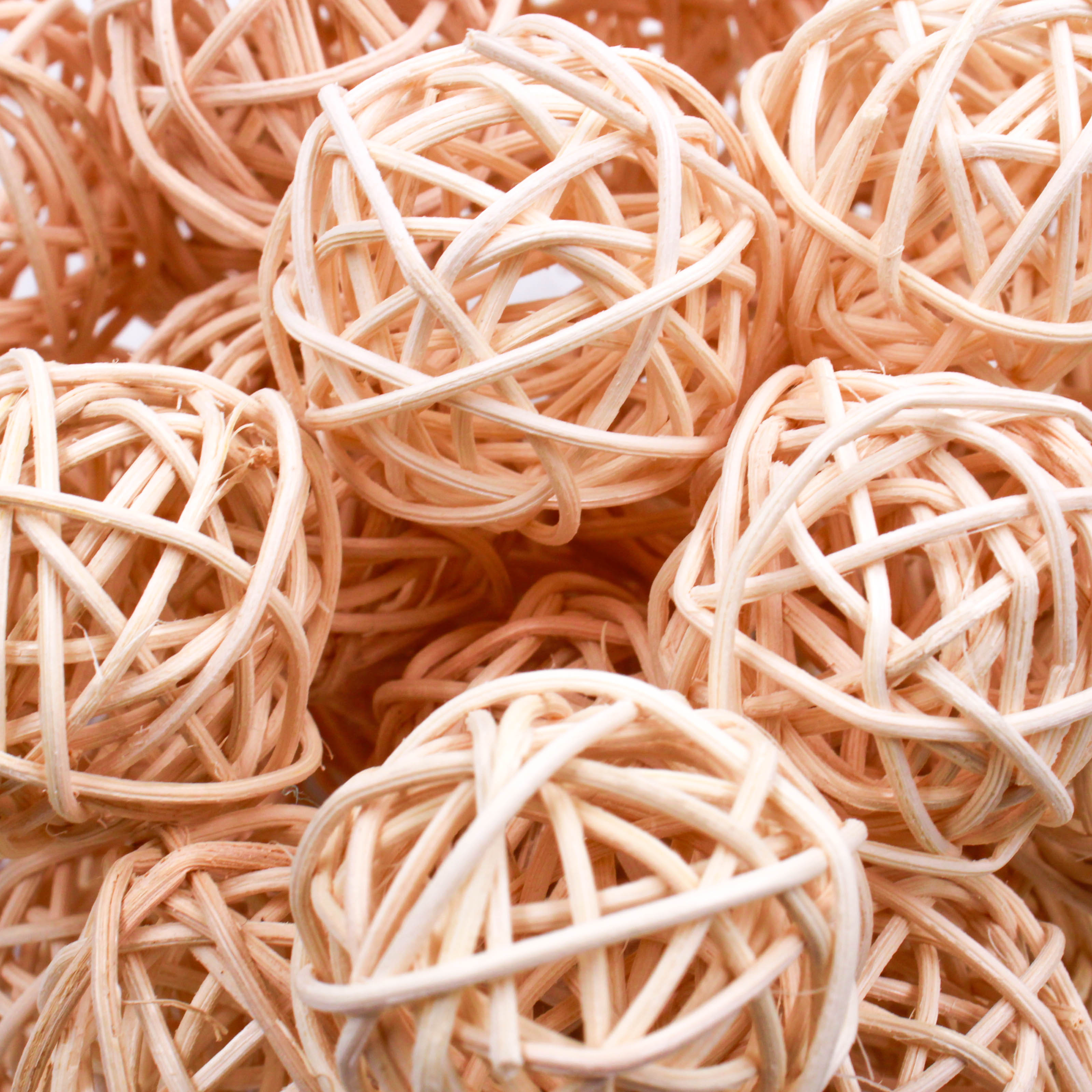 BOLA-DE-RATTAN-30MM-COM-50-PECAS---283---BEGE
