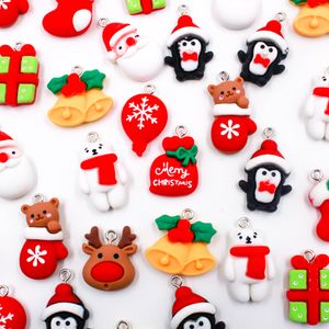 PINGENTE NATAL DIVERSOS EM RESINA COM 50 PEÇAS