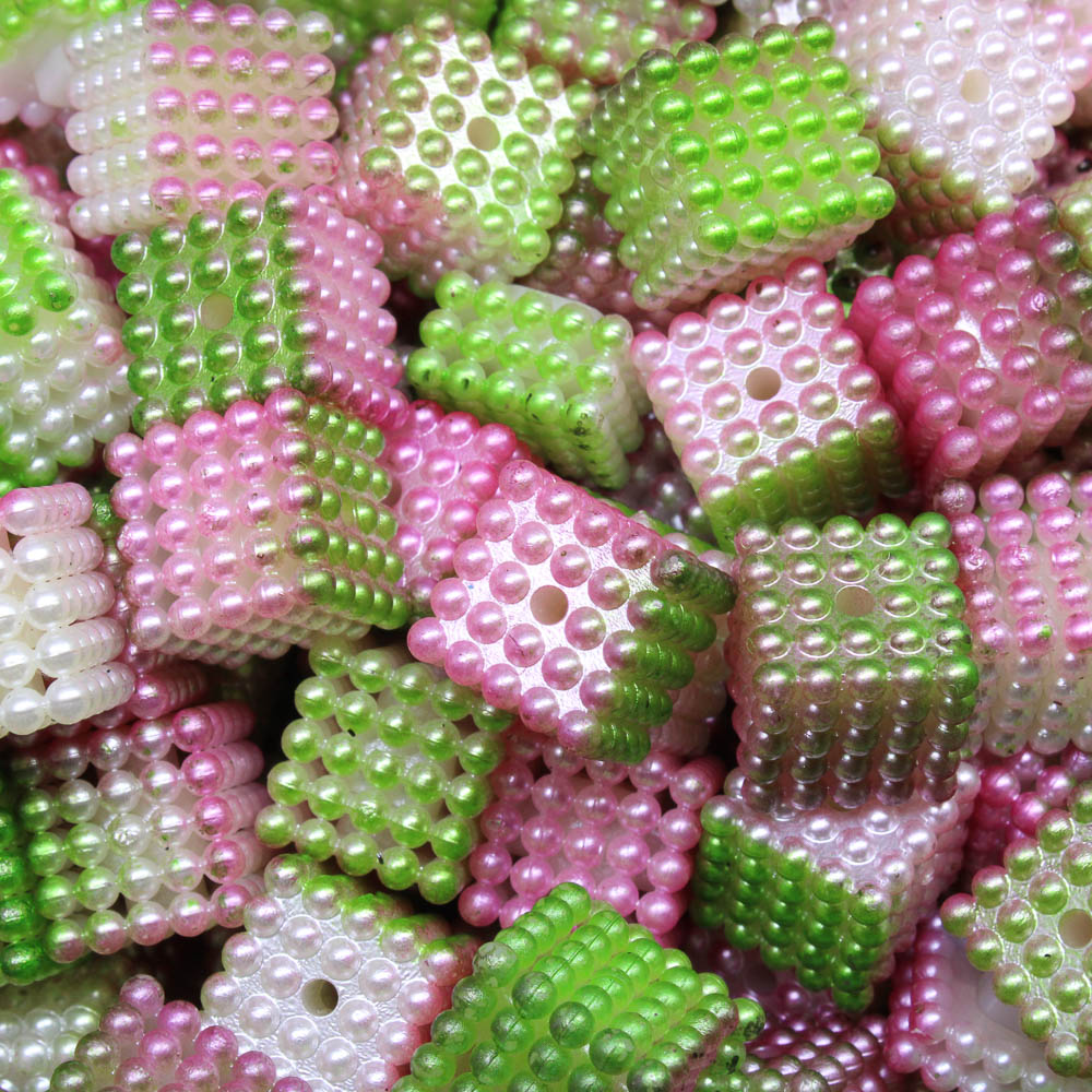 PEROLA-QUADRADA-CRAQUELADO-TIE-DYE-PASSANTE-12X12MM-EM-ABS-COM-500GR-596---VERDE-MESCLADO