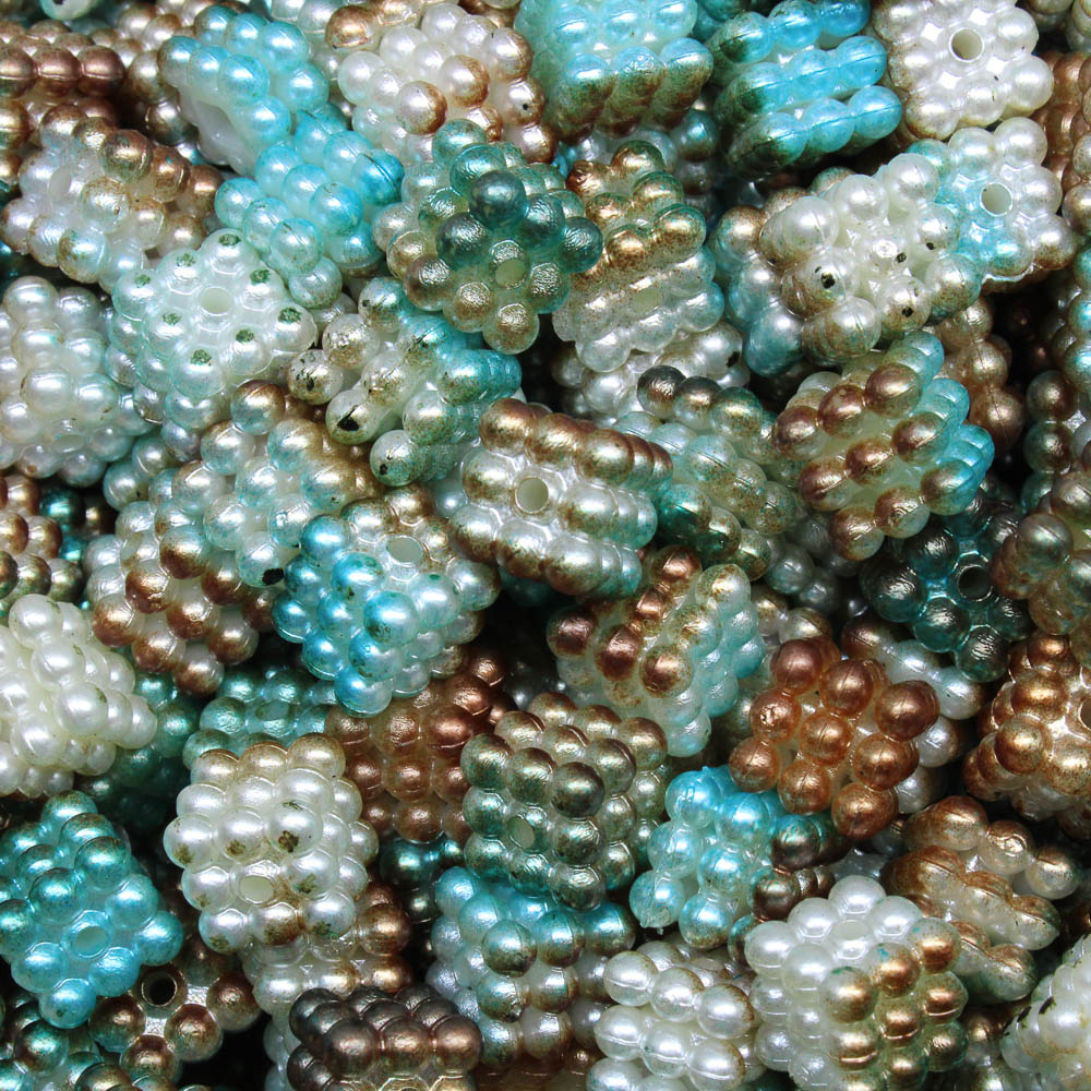 PEROLA-QUADRADA-CRAQUELADO-TIE-DYE-PASSANTE-10X10MM-EM-ABS-COM-500GR-663---MARROM-MESCLADO